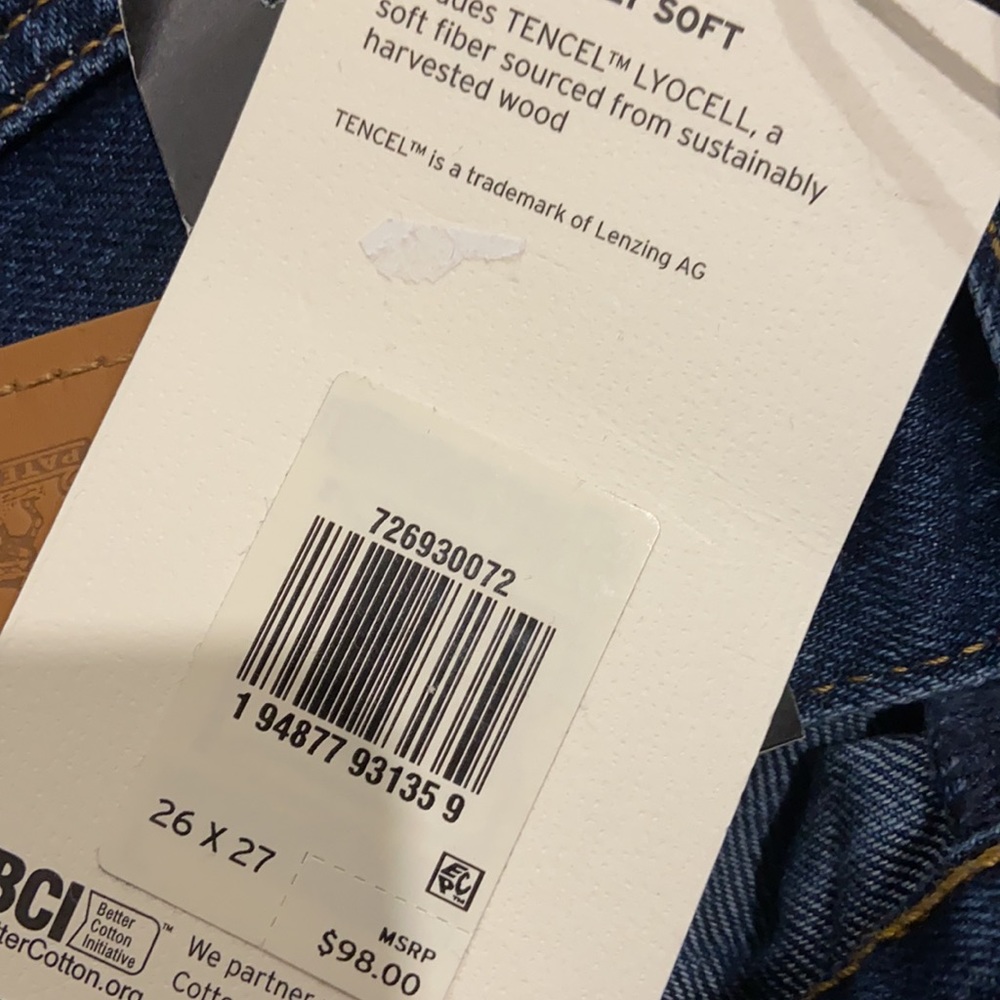 Levi's® Premium RIBCAGE STRAIGHT ANKLE JEANS - Picture 10 of 15